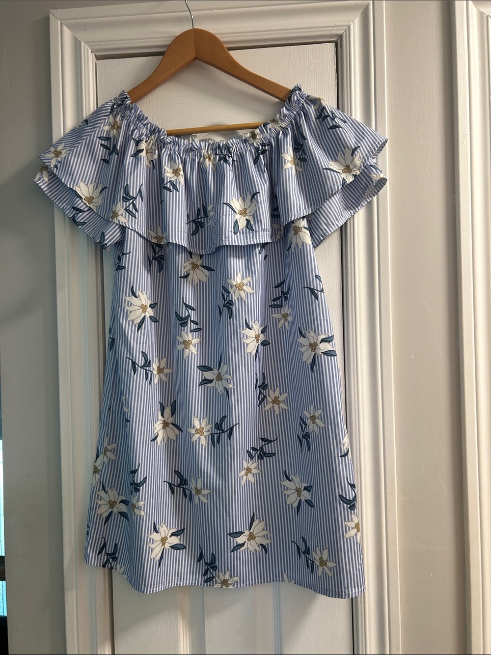 Off-Shoulder Blue Floral Stripe Dress